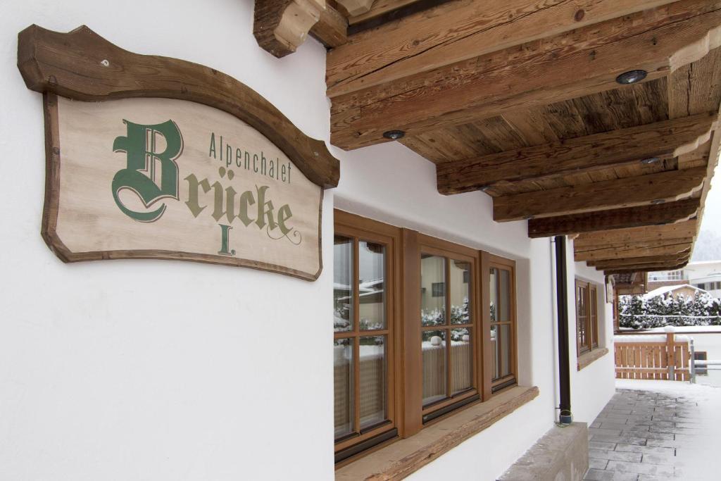 Alpenchalet Bruecke Mayrhofen Room photo