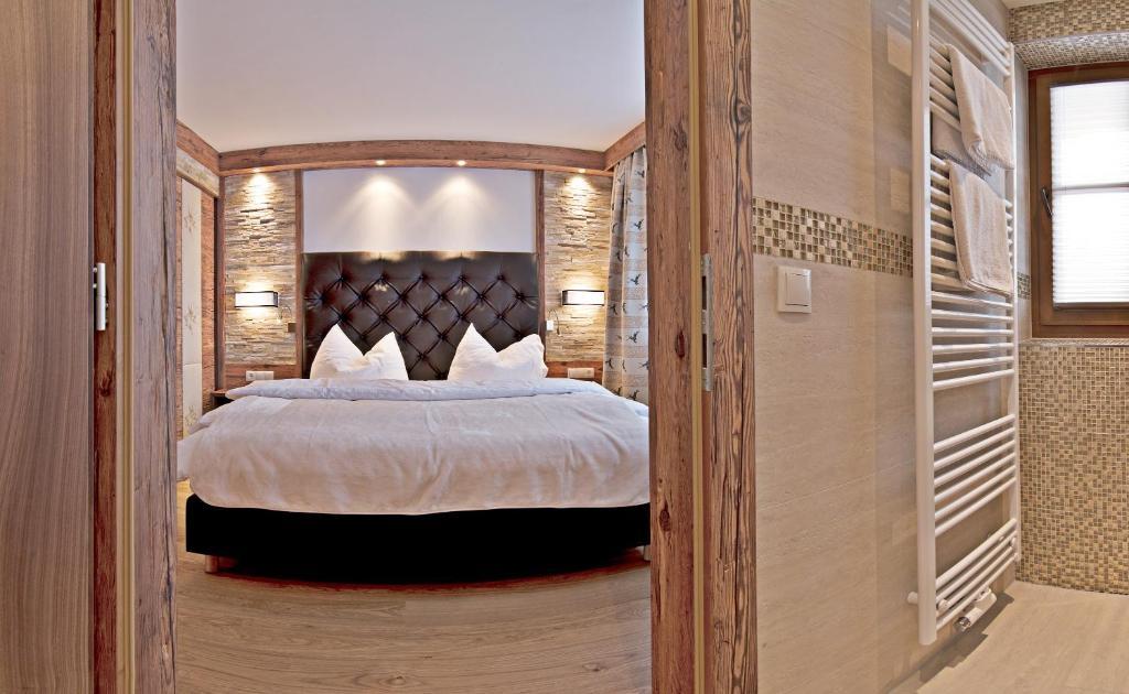 Alpenchalet Bruecke Mayrhofen Room photo